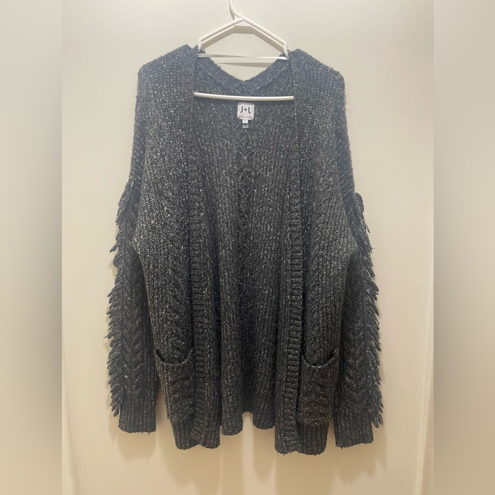 John + Jenn Grey Cozy Cardigan with Fringe Women's Size Small